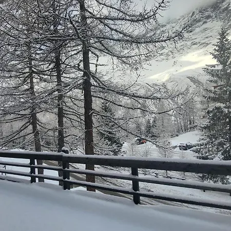 아파트 Beautiful 3-room Ski-in Ski-out Cervinia *